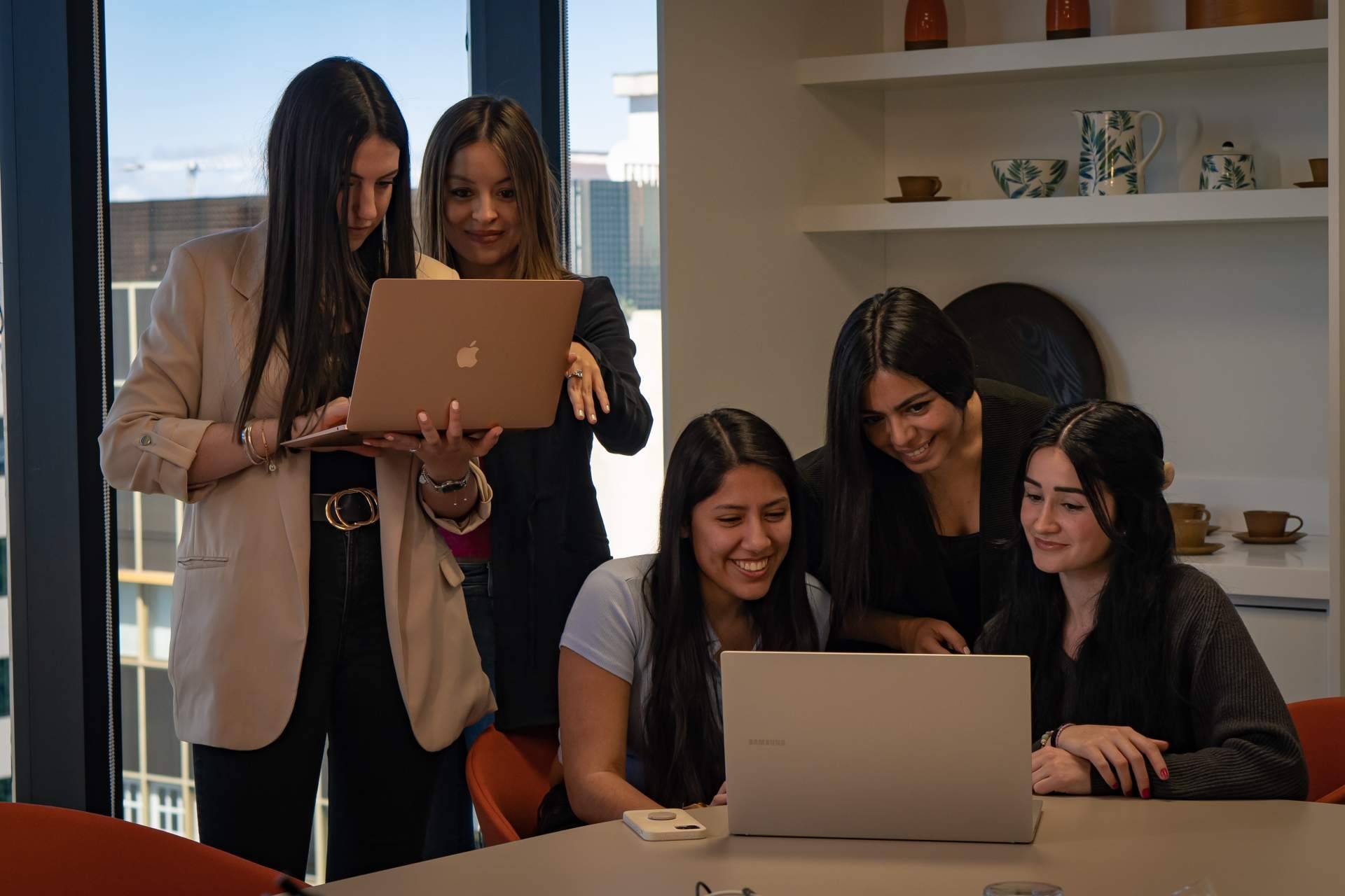 Organización de eventos corporativos y cenas de empresa con Primera Impresión