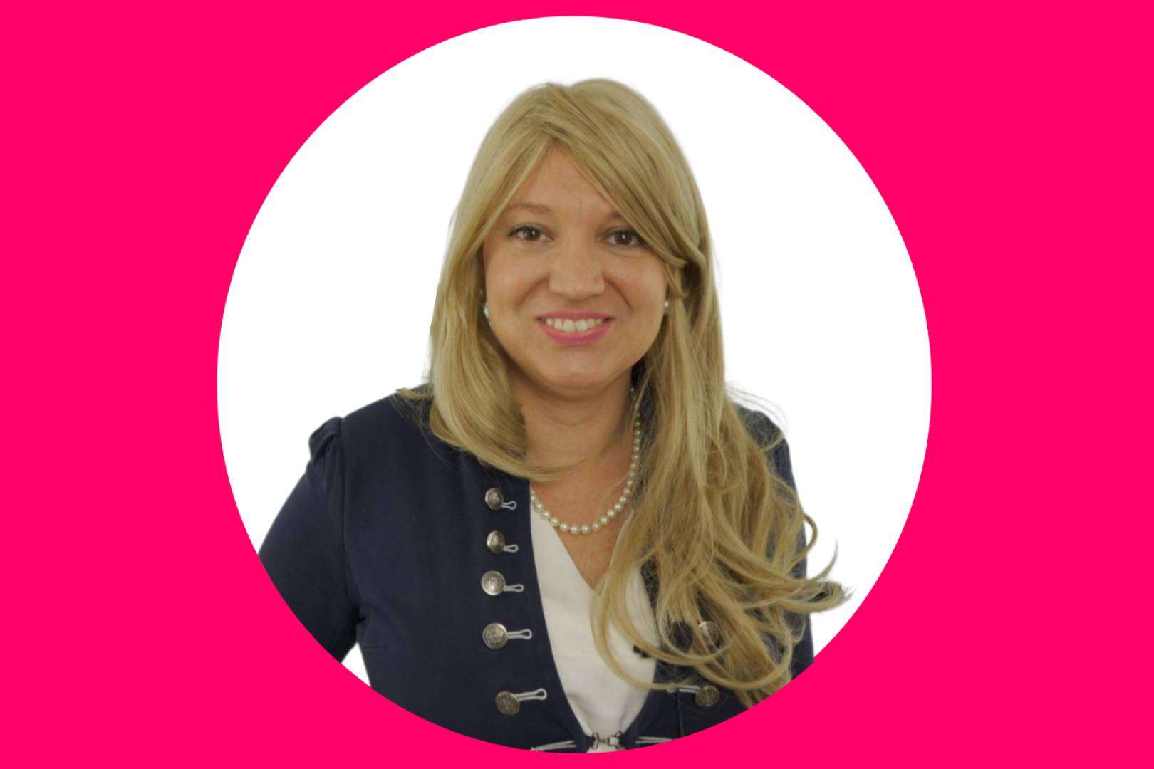 Prepararse para el éxito con Alex Bell. Oxford Test of English Practice Tests B1, B2, C1 online y en pdf