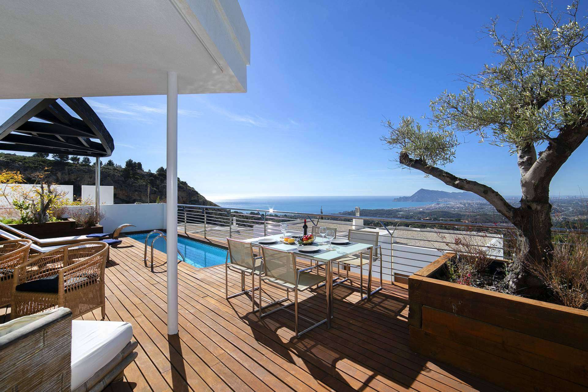 Amplia oferta de apartamentos vacacionales en Altea, en la plataforma Redi Altea