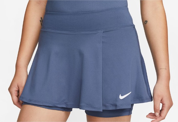 Todo al pádel: accesorios de El Corte Inglés para equiparte como un profesional 6 Merca2.es nike 2 Merca2.es