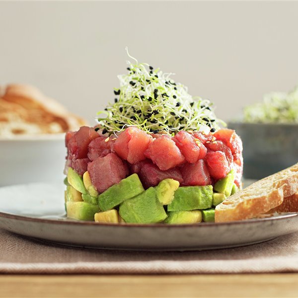 Receta de tartar de atún fresco, digna de cualquier restaurante Estrella Michelin