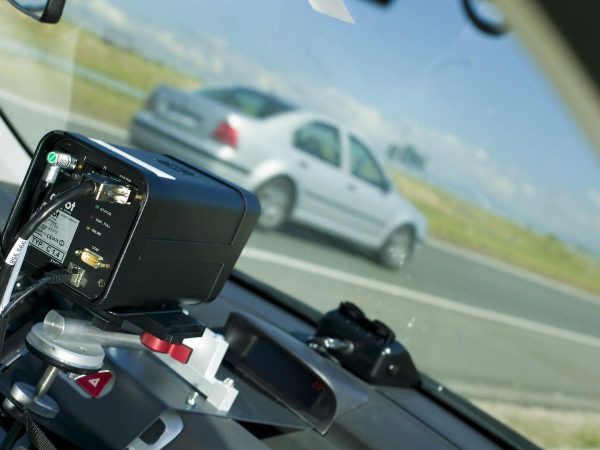 ¿Te ha multado un radar móvil sin señalizar?