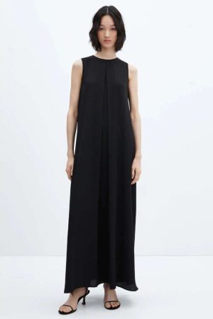 Mango tiene estos 10 vestidos ideales para las cenas que vienen 1 Merca2.es vestido mango holgado 10 b91cb753 231030134142 1000x1500 Merca2.es