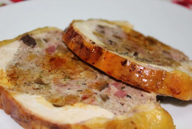 Típica receta de pularda rellena, un clásico navideño muy fácil de hacer 2 Merca2.es 21465116425a5bd2eae6c543.70521545 Merca2.es