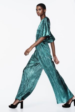 Rocío Osorno ya tiene el mono de fiesta de Zara con el que va a triunfar estas Navidades 3 Merca2.es rocío osorno mono zara