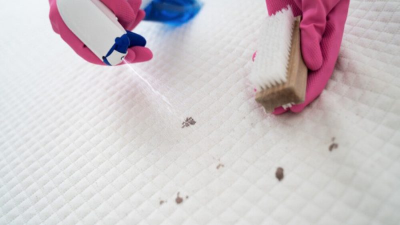 Asi es como debes limpiar tu colchon de forma eficaz y con productos naturales 9 Merca2.es