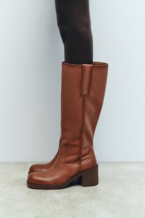 Bota Tacón Piel Tiradores