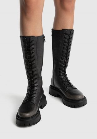 Botas planas track acordonadas