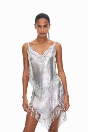 Paula Echevarría desata la locura con un vestido exclusivo de Rabanne H&M que voló de las tiendas en pocos minutos 94 Merca2 Desata tu estilo en las fiestas con el Top desflecado en malla de metal de Rabanne H&M