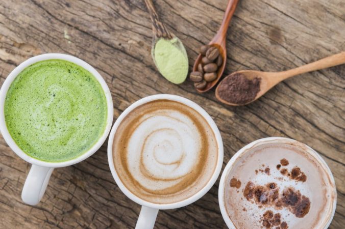 ¡Despierta con vitalidad! explorando el poder de un batido verde energizante