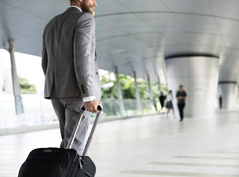 Las empresas españolas invierten 15.000 millones al año en viajes corporativos