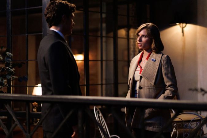 'La Moderna': Marta se encuentra ante un grave dilema moral 12 Merca2.es Íñigo habla con Matilde.