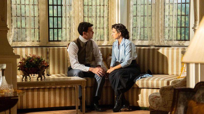 La Guardia Civil llega a 'La Promesa' y su presencia incomoda a todos sus protagonistas 39 Merca2.es La Promesa Curro y Martina Merca2.es