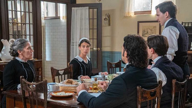 La Promesa Petra y Feliciano 1 Merca2.es