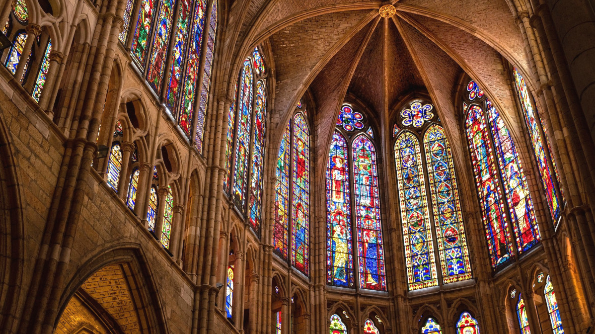 Arte e historia en las vidrieras de la Catedral de León: Una aventura visual 1 Merca2.es LA CONSERVACIÓN EN EL TIEMPO