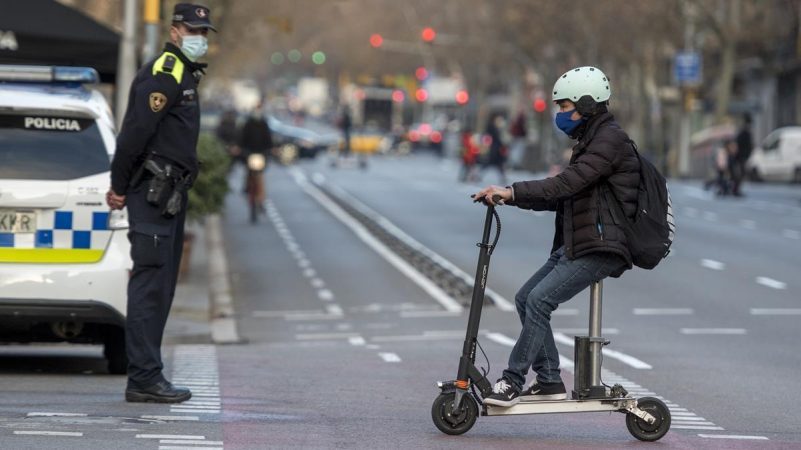 Madrid se está forrando con estas multas de tráfico 14 Merca2 Es obligatorio el uso del casco en Madrid