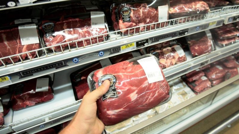 La OCU destapa el truco más usado por los supermercados para que gastes más sin darte cuenta 30 Merca2.es Colocar básicos en extremos para generar falsa economía: el aviso de la OCU