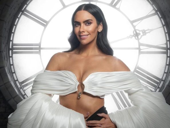 Pedroche con uno de sus vestidos para las Campanadas Merca2.es