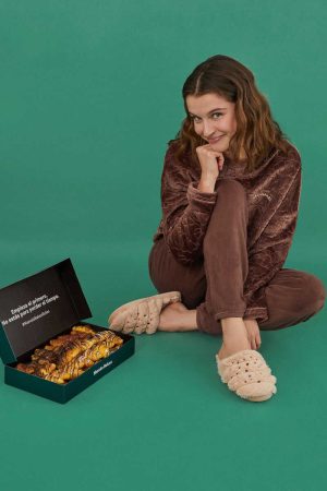 Pijama Polar Marrón Manolo Bakes