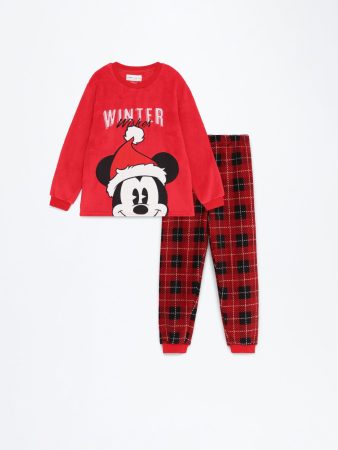 Los pijamas navideños más bonitos del mercado están aquí 86 Merca2.es Pijama navideño Mickey Mouse