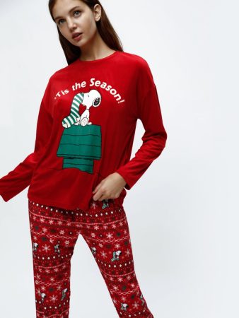Los pijamas navideños más bonitos del mercado están aquí 84 Merca2.es Pijama navideño Snoopy Peanuts