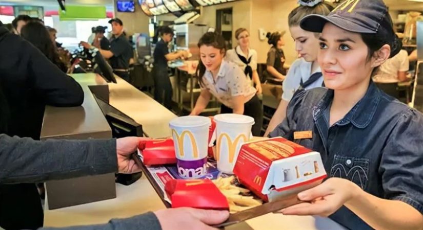 Las reglas laborales de McDonald’s están estandarizadas a nivel mundial