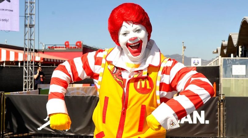 Secretos detrás del maquillaje: reglas para los intérpretes de Ronald McDonald