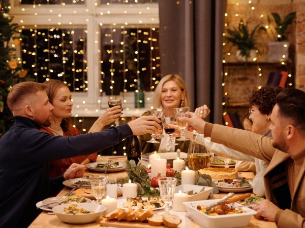 Estos son los mercadillos de Navidad en los que más vas a ver disfrutar a tus hijos 24 Merca2.es Segun un estudio estos son los temas que mas se evitan en las cenas familiares en Navidad 4 Merca2.es