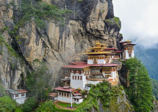 Descubre Bután: un refugio en los Himalayas