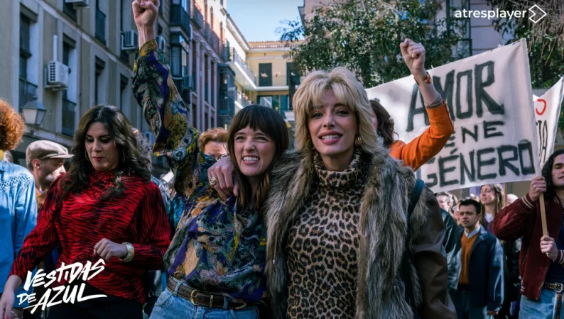 Vestidas de azul segunda parte de Veneno 3 Merca2.es