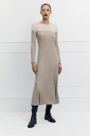 Sfera tiene esta colección de 10 vestidos muy favorecedores para mujeres elegantes 31 Merca2.es Vestido cuello barco