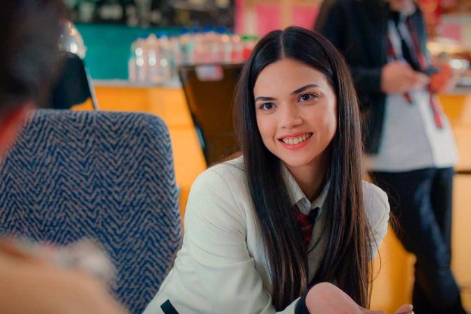 Yasemin en 'Hermanos'