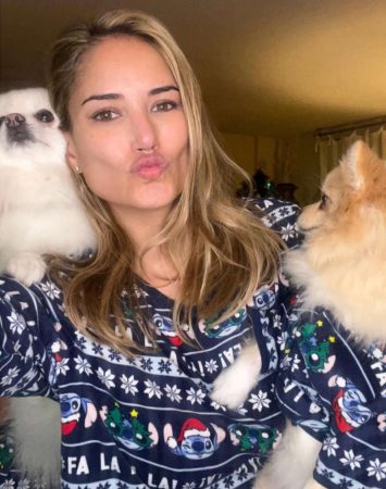 Alba Carrillo ha encontrado en Primark el pijama perfecto para toda la familia en estas fiestas 2 Merca2.es Alba Carrillo ha encontrado en Primark el pijama perfecto para toda la familia en estas fiestas