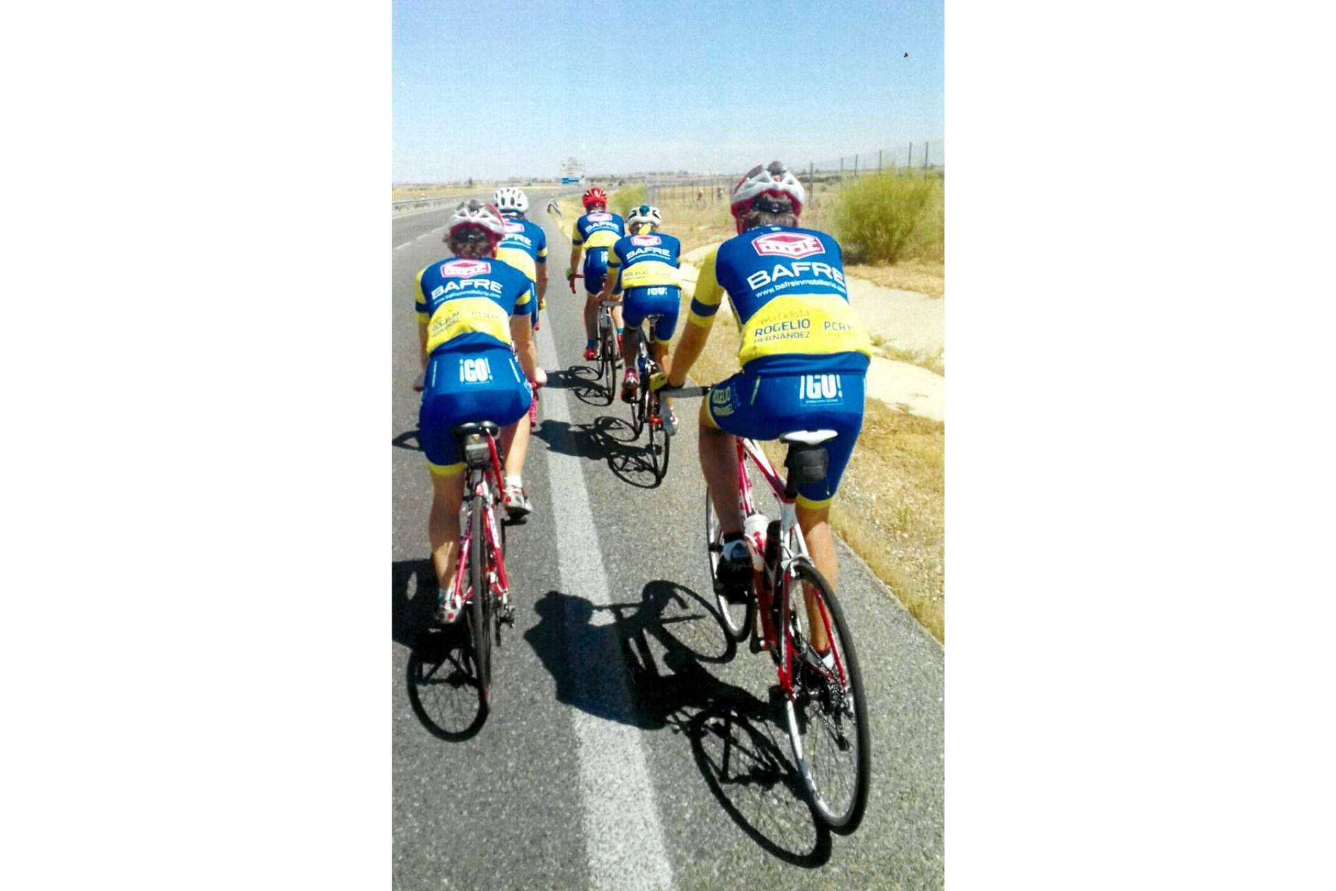 Bafre Inmobiliaria ha renovado su compromiso con el Club Ciclista de Usera Rogelio Hernández