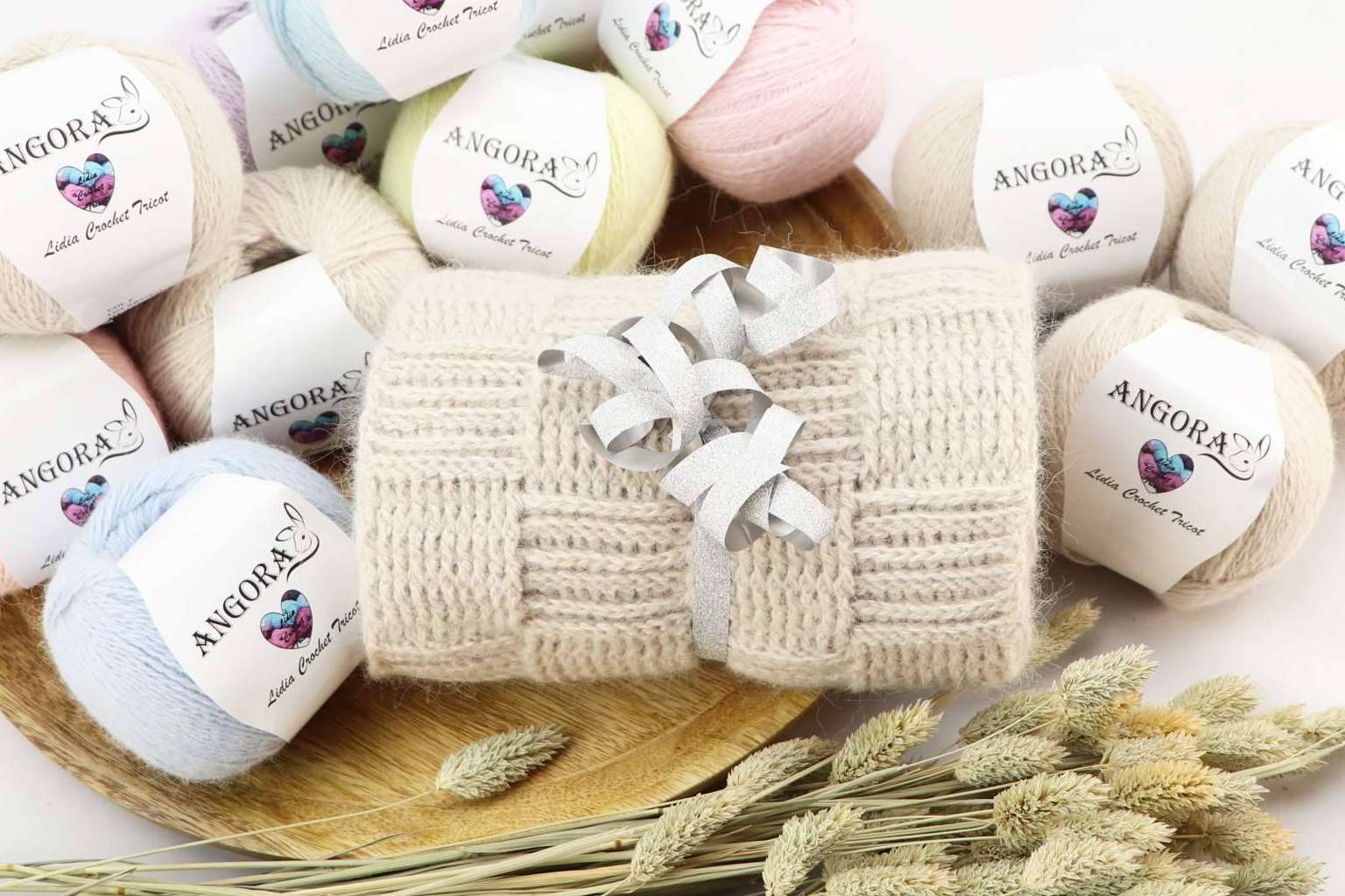 Ropa para invierno y accesorios cálidos con Lidia Crochet Tricot