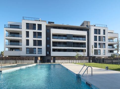 Fitch estima que persistirán los problemas de asequibilidad de la vivienda en la Península Ibérica Fitch estima que persistirán los problemas de asequibilidad de la vivienda en la Península Ibérica