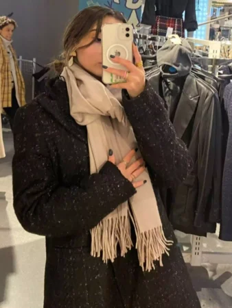 Primark está arrasando con este abrigo tipo americana para ir por la vida con mucho estilo 2 Merca2.es Primark está arrasando con este abrigo tipo americana para ir por la vida con mucho estilo