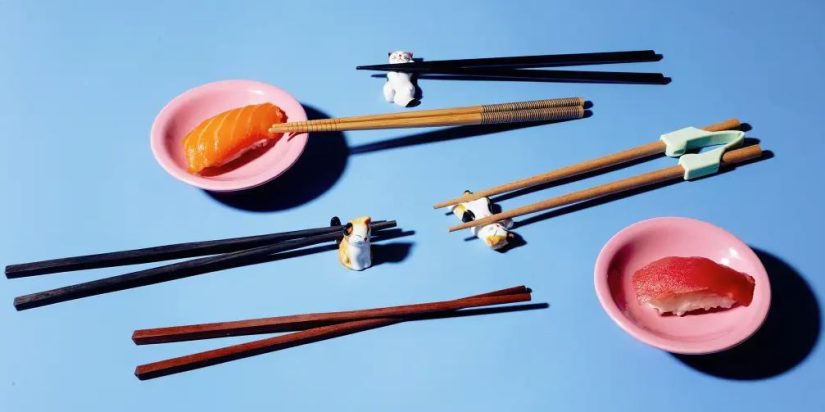 ¿Aún no dominas los palillos chinos para comer? Te enseñamos estos trucos para principiantes 52 Merca2.es ¿Qué no hacer con los palillos chinos?