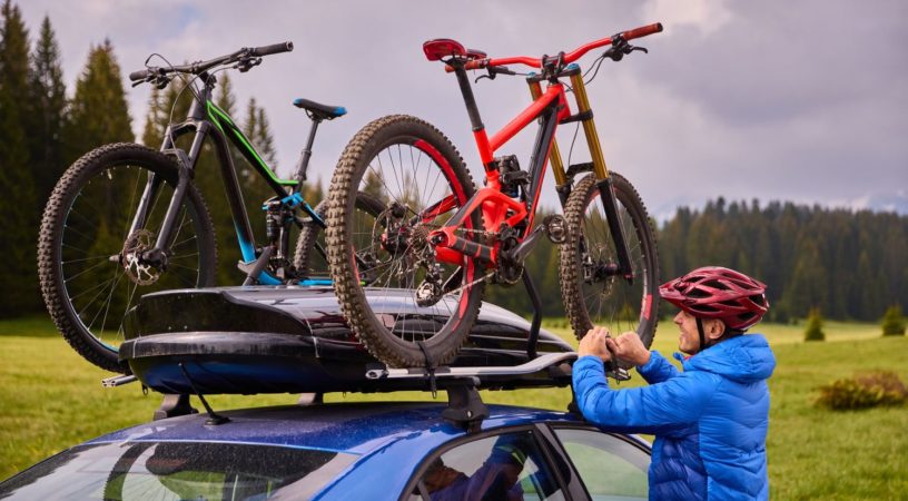 Asi es como tienes que transportar tu bicicleta en el coche para que no te sancione la DGT 3 Merca2.es