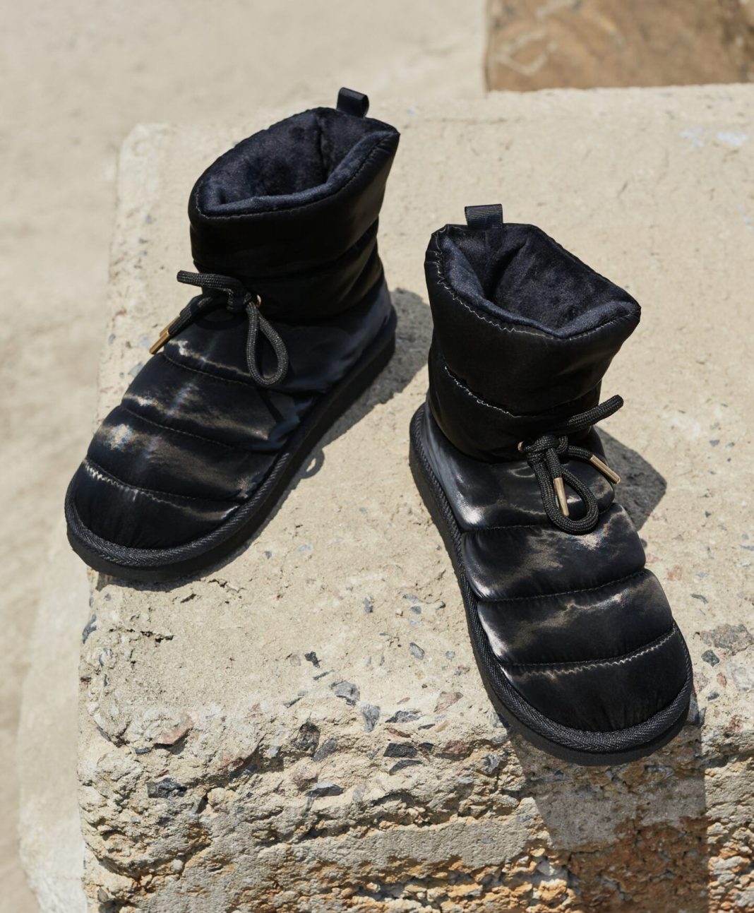 Botines acolchados con licencia Cardio Bunny