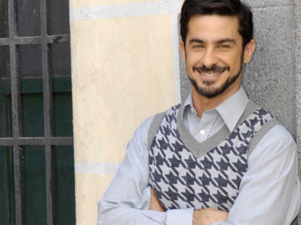 Del escenario a la pantalla digital: el viaje inolvidable de un actor cubano en las series española