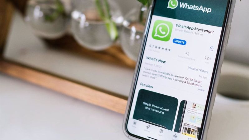 ¡WhatsApp deslumbra con una novedad innovadora, alerta positiva de la OCU! 2 Merca2.es Dentro de poco podras interactuar de esta curiosa manera con otros moviles cercanos a traves de WhatsApp 3 Merca2.es