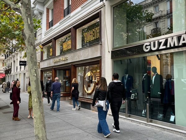 Representa un símbolo de refinamiento