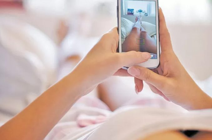 El Gobierno quiere que para ver contenido subido de tono en Internet tengas que presentar estos documentos 3 Merca2.es