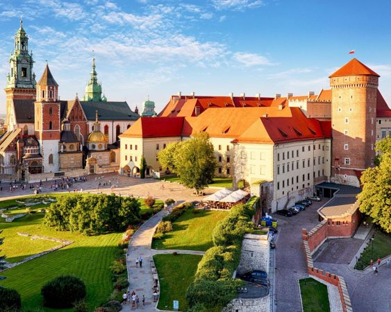 Estos son los mejores destinos turísticos calidad-precio para este nuevo año, según Lonely Planet 106 Merca2 2. Polonia: historia, cultura y paisajes impresionantes, según Lonely Planet