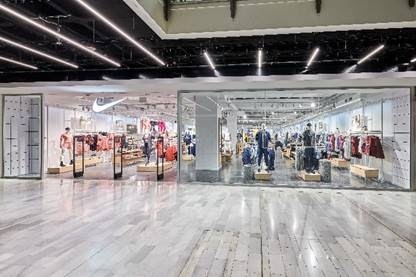 Aranceles e inventarios lastran a Nike, pero los analistas ven un rebote en 2027 con margen en recuperación 4 Merca2.es EuropaPress 5518155 tienda nike vaguada madrid Merca2.es