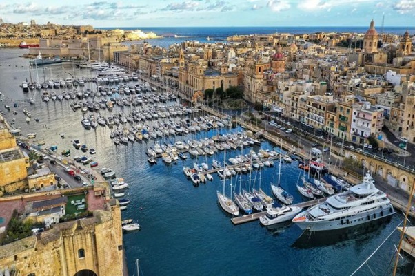 Grand Harbor Marina Merca2.es