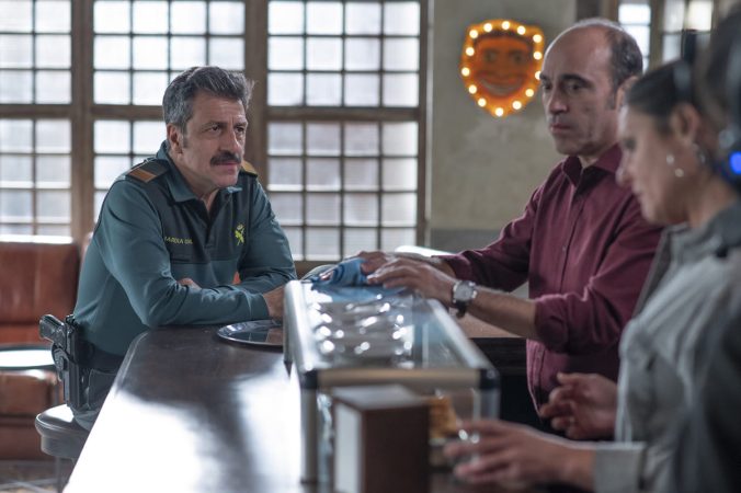 '4 estrellas': una profanación sacude Vera del Rey mientras la atracción resurge entre Luz y Ainhoa 33 Merca2 Javier, Miguel y Angelita