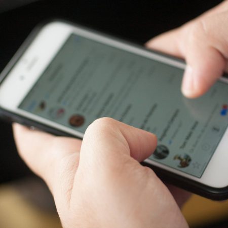 La Guardia Civil informa de una nueva estafa que llega a traves de un regalo de un amigo 6 Merca2.es