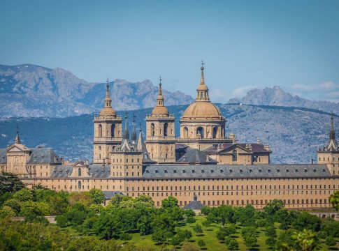 Monasterio de El Escorial en Madrid 0 El titán de piedra: los misterios que guarda el Monasterio de El Escorial en Madrid
